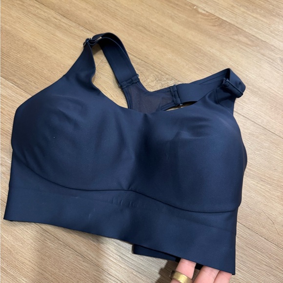 Alo Yoga Airlift Empower Bra - Picture 5 of 7